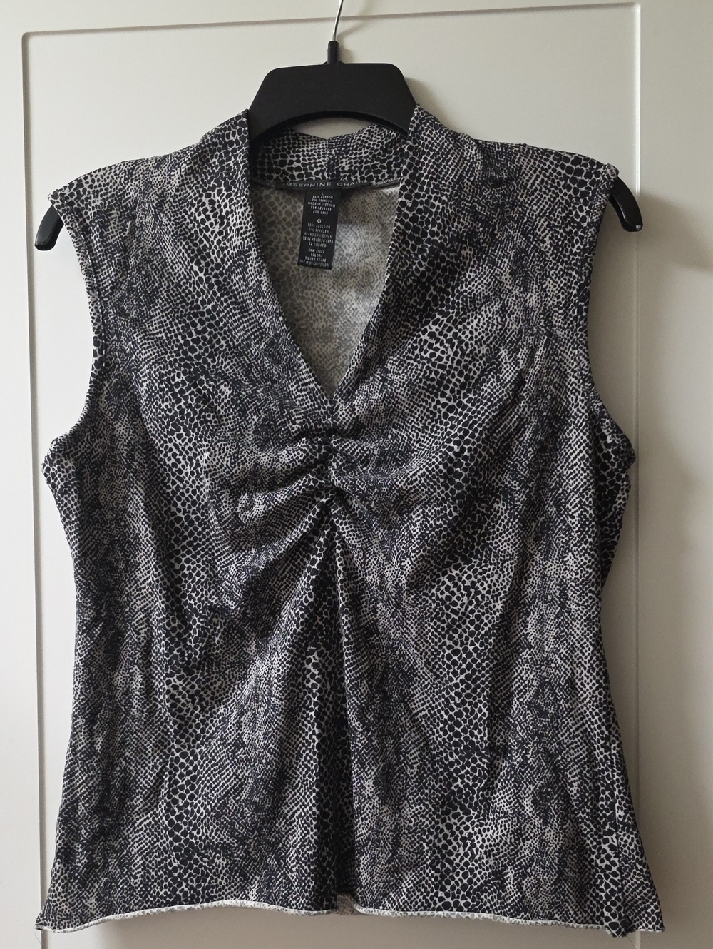 Josephine Chaus Black and White Animal-Print V-Neck Sleeveless Camisole Size L